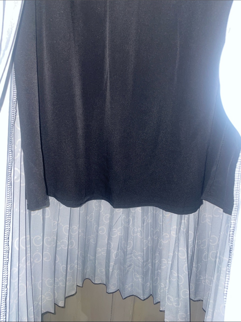 Black & Cream Logo Pleated Midi Skirt w/Branded Waistband & under lining - Picture 2 of 4